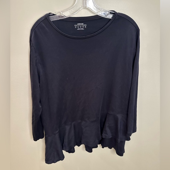 Lands' End Tops - Lands End ruffle bottom top